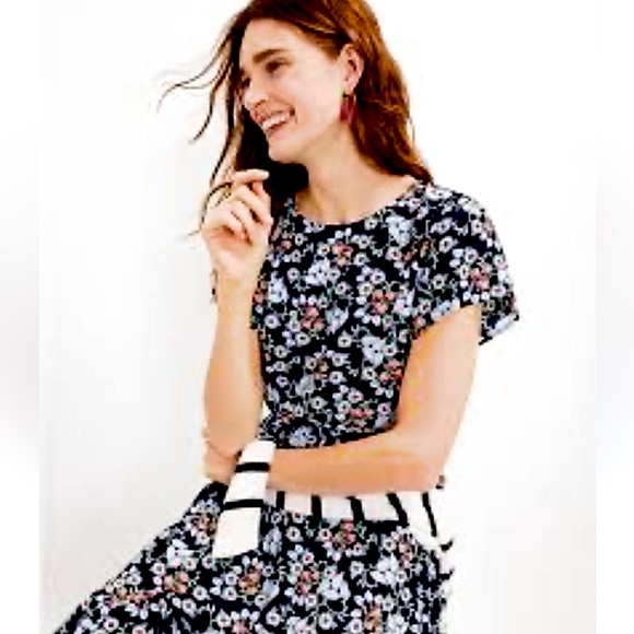 LOFT Dresses & Skirts - LOFT Vivid Navy Blue Floral Midi Dress - So striking!  Size Medium